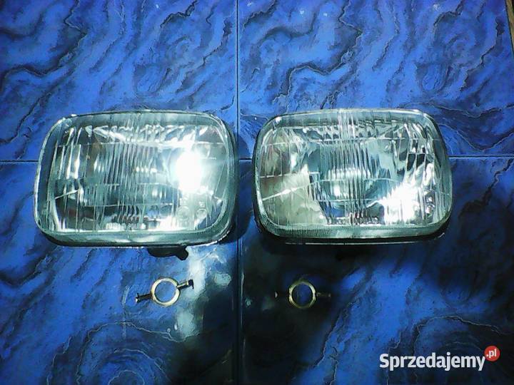LAMPY PRZEDNIE FIAT 126p RYGINAŁ Fabrycznie nowe Rogoźnik