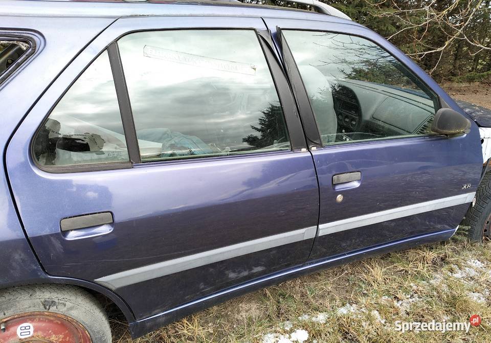 Dzwi prawe Peugeot 306 kombi osobowe Przelewice