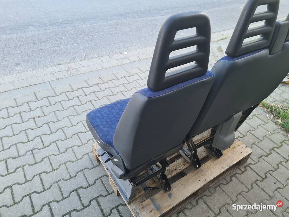 IVECO DAILY 3 9906 fotel kierowcy i kanapa sprzedam