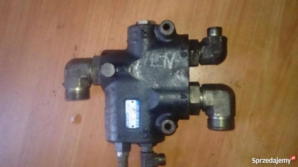 Zawór hydrauliki Holland 867087708970 Ford seria podlaskie Siemiatycze