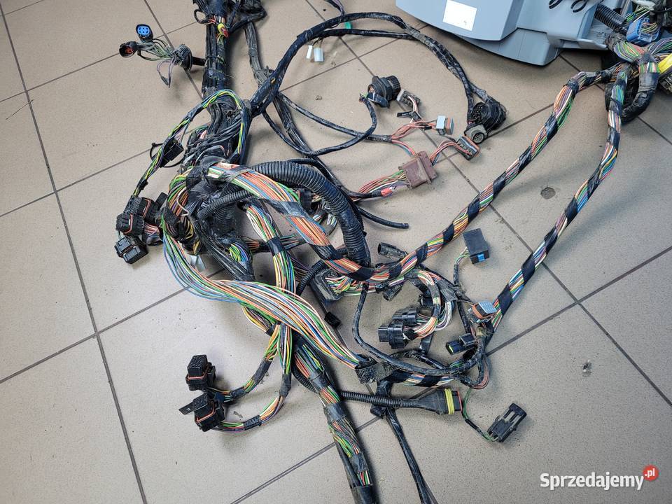 CASE IH PUMA 145 12r INSTALACJA WIĄZKA KABINY Elektryka i zapłon sprzedam