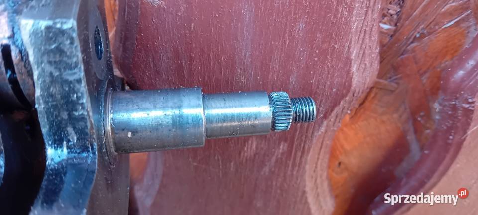 Cylinder romet komar zmd wał Parzęczew