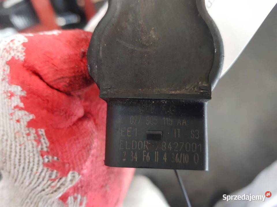 CEWKA ZAPŁONOWA VOLKSWAGEN TOUAREG 077905115AA