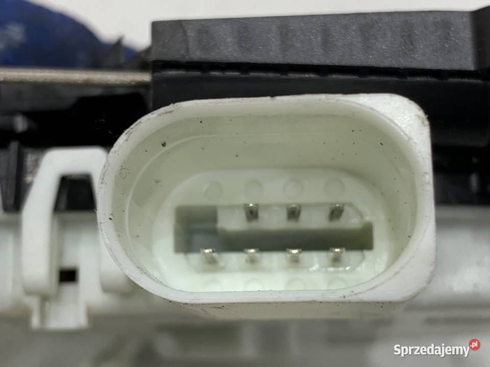 ZAMEK DRZWI LEWY PRZÓD AUDI A4 B9 Kombi podkarpackie