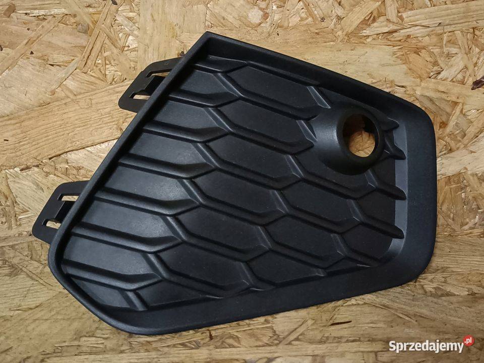 AUDI A3 KRATKA ZDERZAKA LEWY TYŁ 8Y4807819 Pleszew