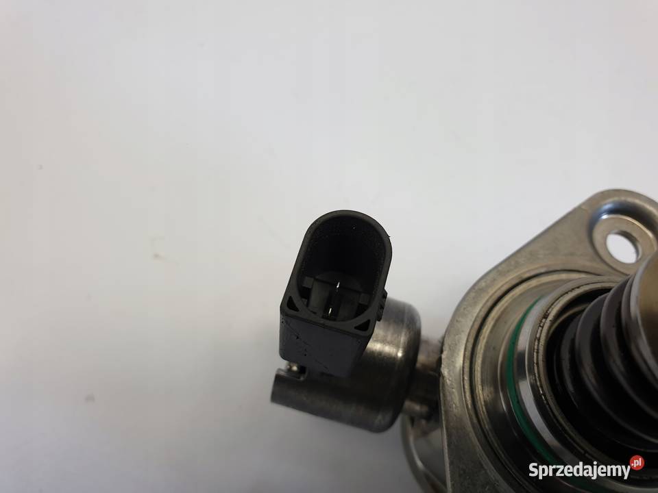 Mercedes W205 30 V6 POMPA PALIWA 0261520220 osobowe Chełm