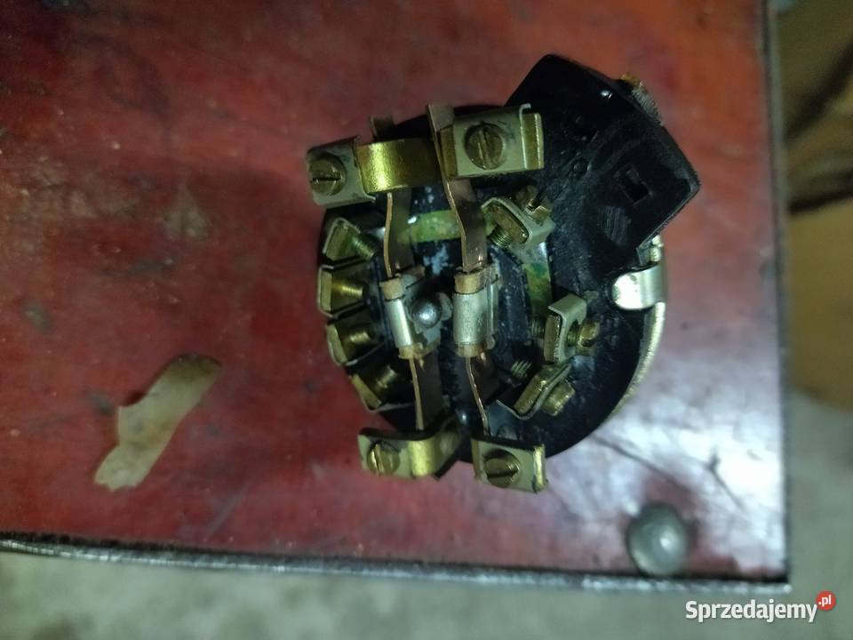 Stacyjką WSK SHL nowa Tłuszcz