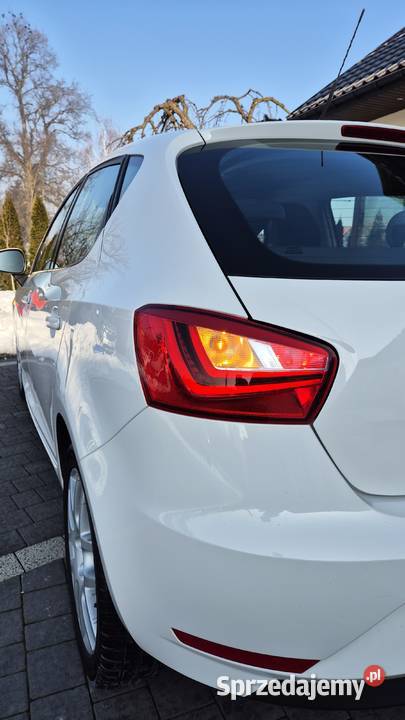 SEAT IBIZA Nowy model Ładna biała LED manualna Kraków sprzedam