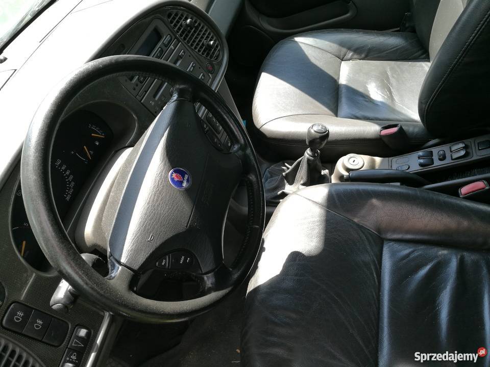 Saab 93 uszkodzony czarny 9-3 Zawiercie