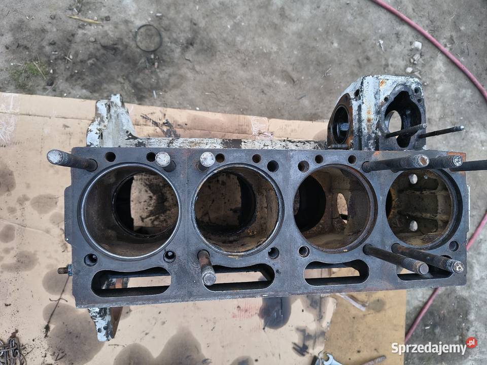 Sprzedam blok silnika ursus 4011 Ludwin