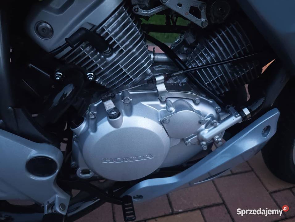 Honda Varadero XL 125 z 2007 roku RATY nieuszkodzony Żabno