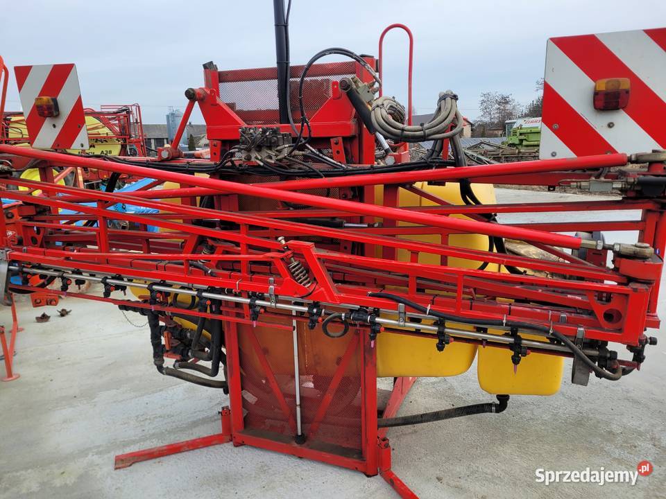 Opryskiwacz 1000l lance 15m rozkładany