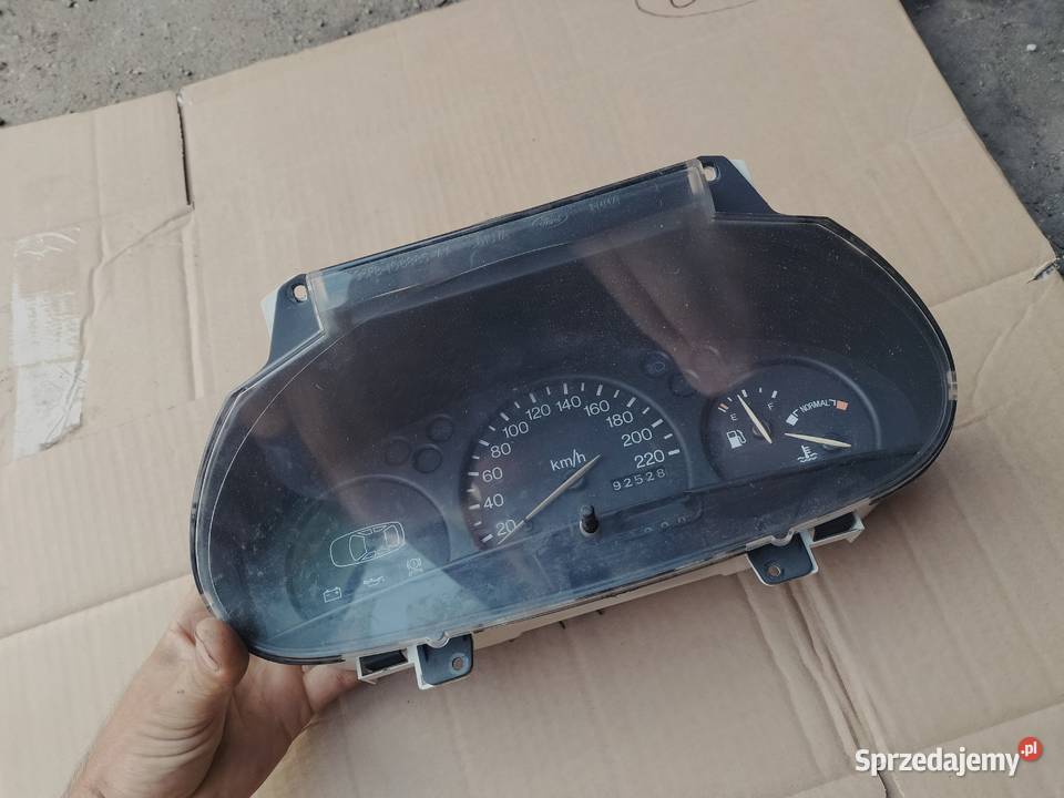 LICZNIK ZEGARY FORD FIESTA DIESEL 18 D TD Kamień-Kolonia