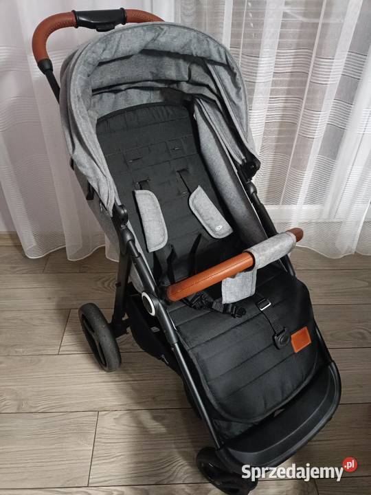Sprzedam spacerówkę Kinderkraft GRANDE