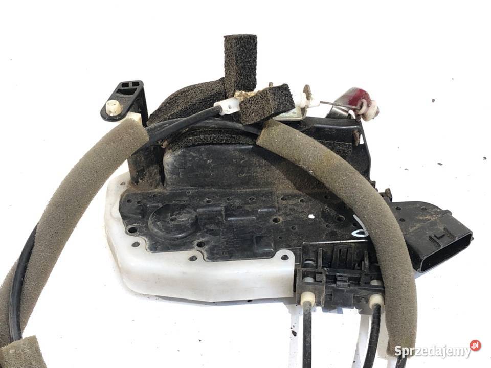 ZAMEK DRZWI LEWY PRZÓD NISSAN JUKE F15 Crossover