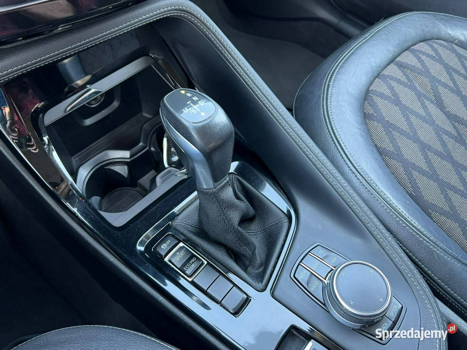 BMW X1 X1 sDrive18d Automat II F48 2015 światła przeciwmgielne Baranowo