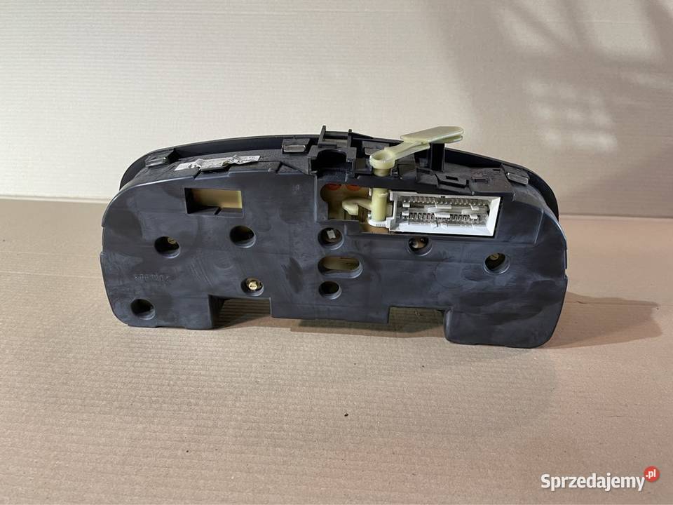 09228757 licznik zegary opel zafira a