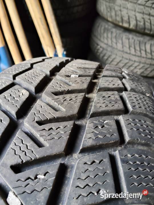 Opony zimowe bieżnikowane 21560 r17 polskiej śląskie Wisła Wielka