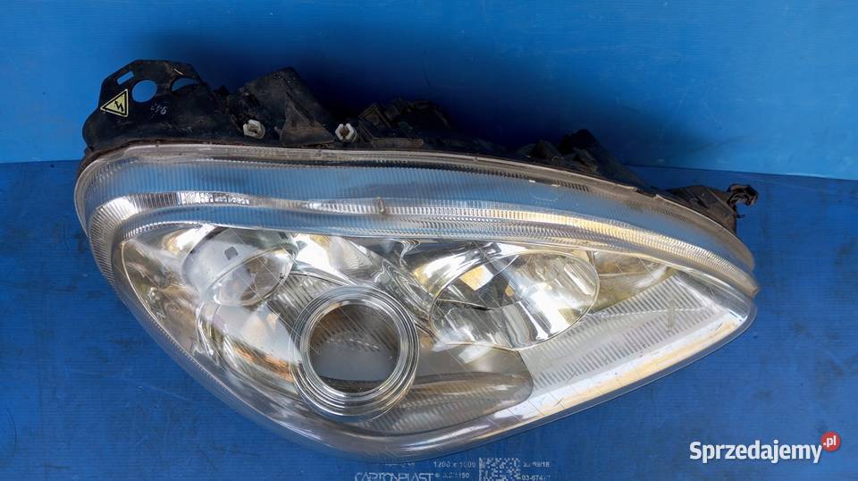 LAMPA PRAWY PRZÓD EU A2208202461 MERCEDES S Nowy Tomyśl