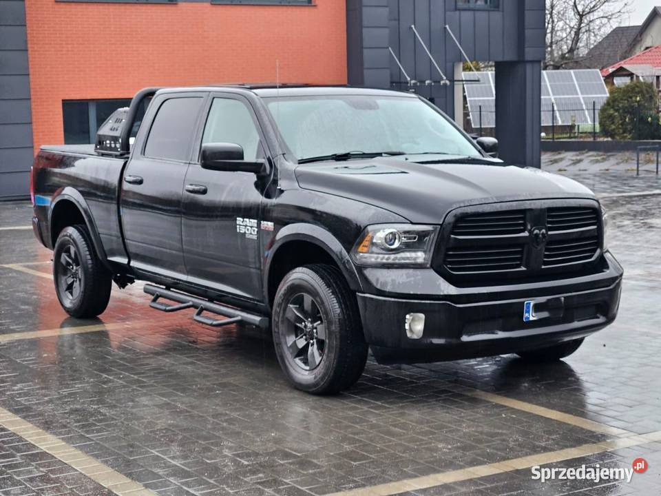 Dodge RAM1500 57Hemi 8bieg 4x2 CREWCAB 2020 7 nieuszkodzony Mojusz