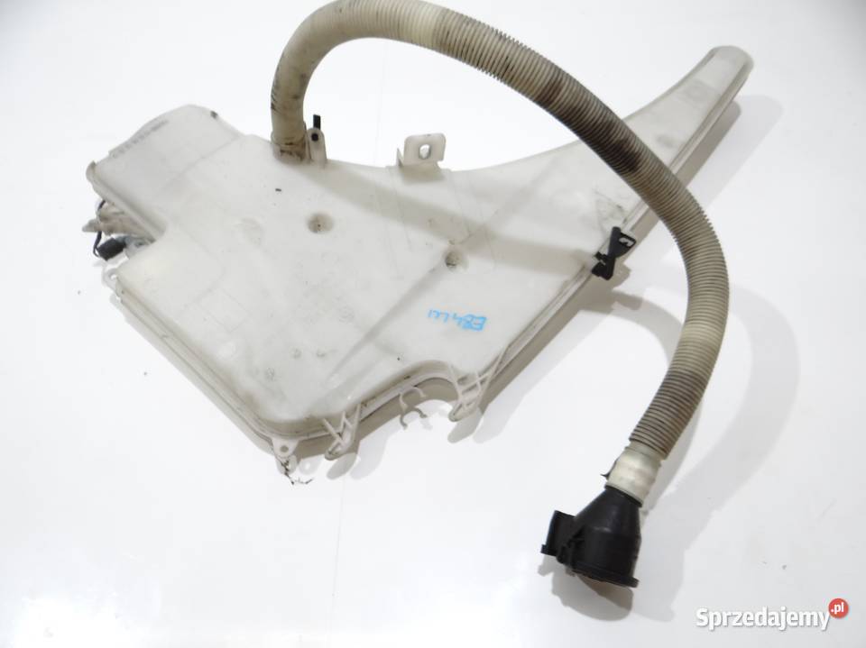 ZBIORNICZEK PŁYNU DO SPRYSKIWACZY BMW X1 E84 LCI Zbiorniki płynu do spryskiwaczy Strzyżewice