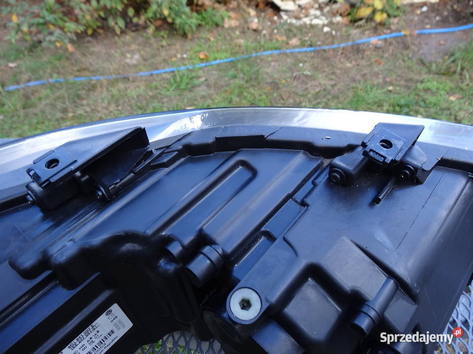 lampa lewa vw polo 6r hella 6r1941007e