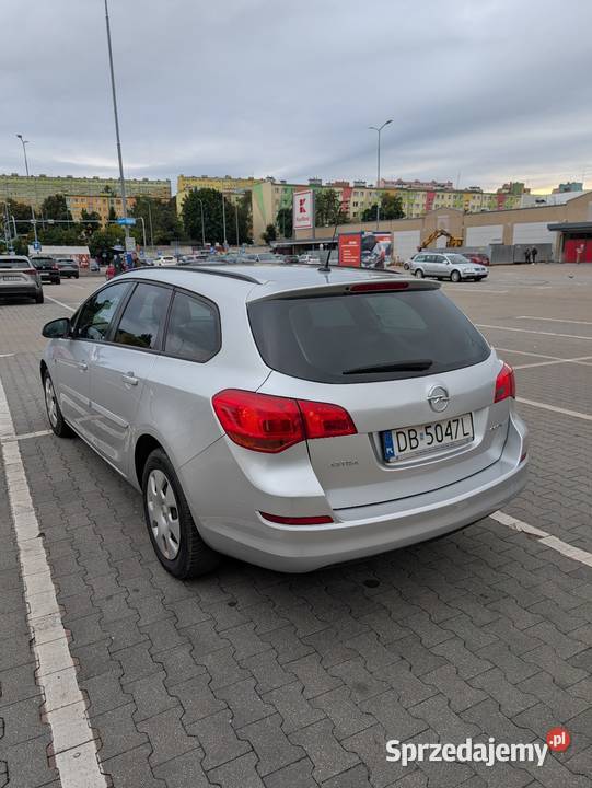 Opel Astra J 2011 13 CDTI isofix Wałbrzych