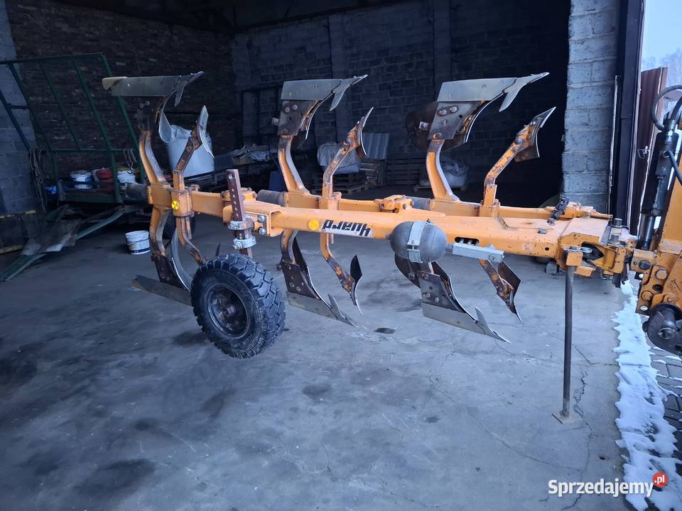 Pług 3 skibowy huard Żelisławice