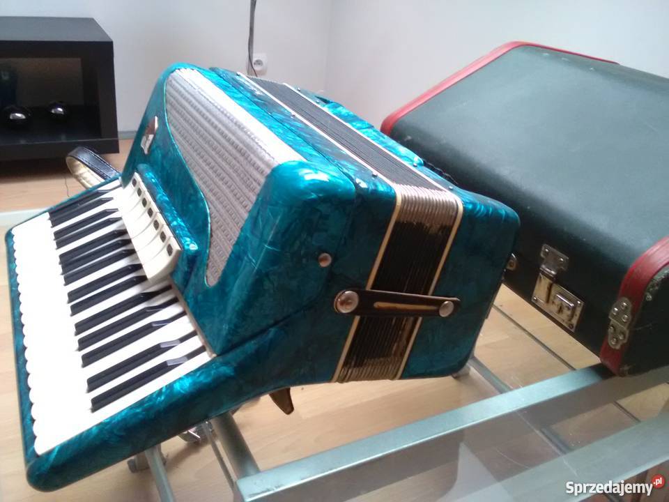 AKORDEON VICTORIA II 80 BASÓW REGISTRY 72 Andrespol