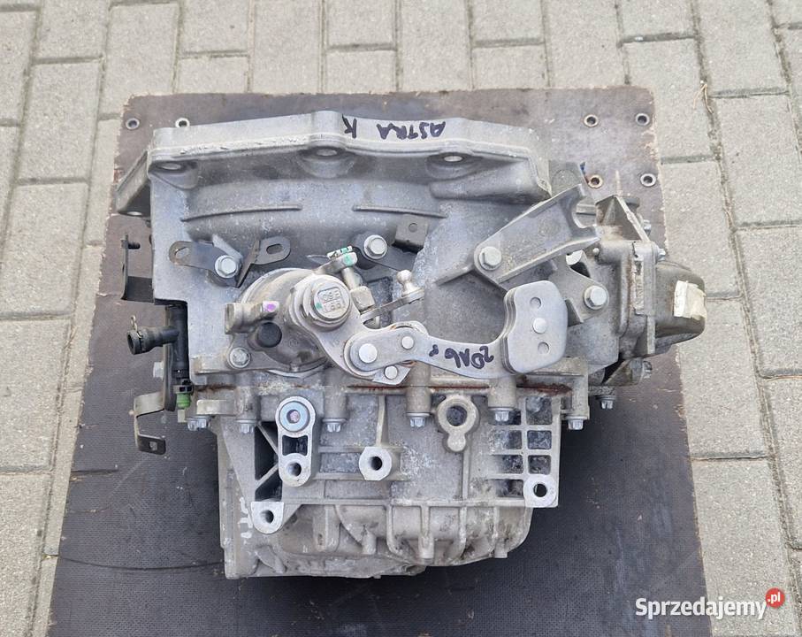 OPEL ASTRA K 2016 16 CDTI SKRZYNIA 6BIEGOWA Rok produkcji 2016 Bydgoszcz