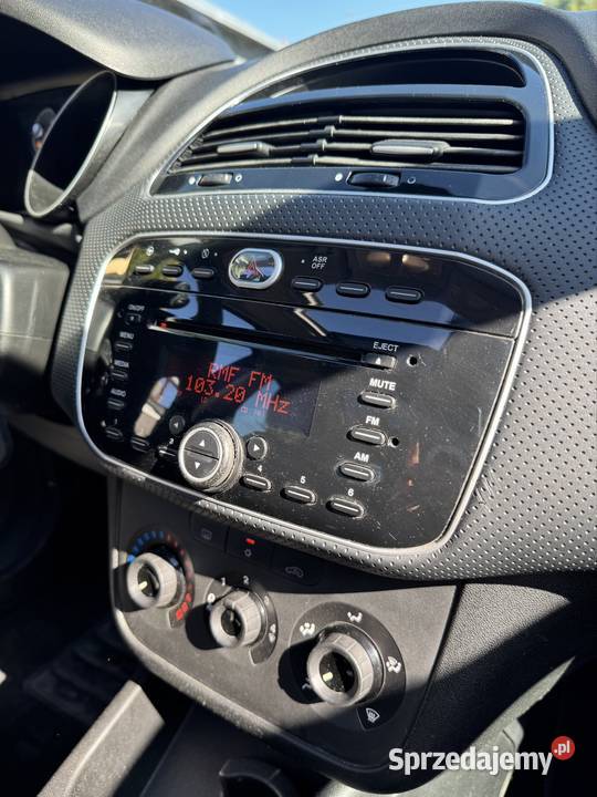 Fiat Punto Evo 14 benzyna nowe opony isofix sprzedam