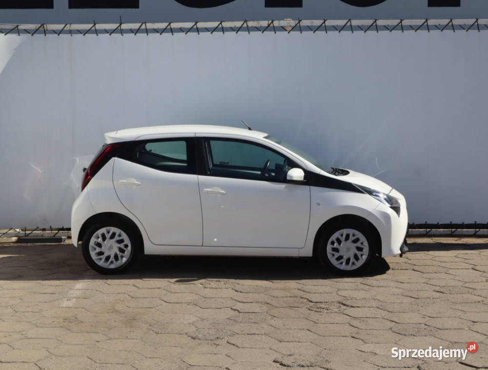 Toyota Aygo 10 VVTi bluetooth Łódź