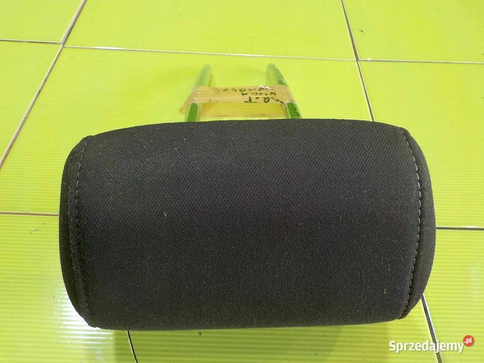 FORD KUGA MK2 15r zaglowek srodkowy tyl Suków