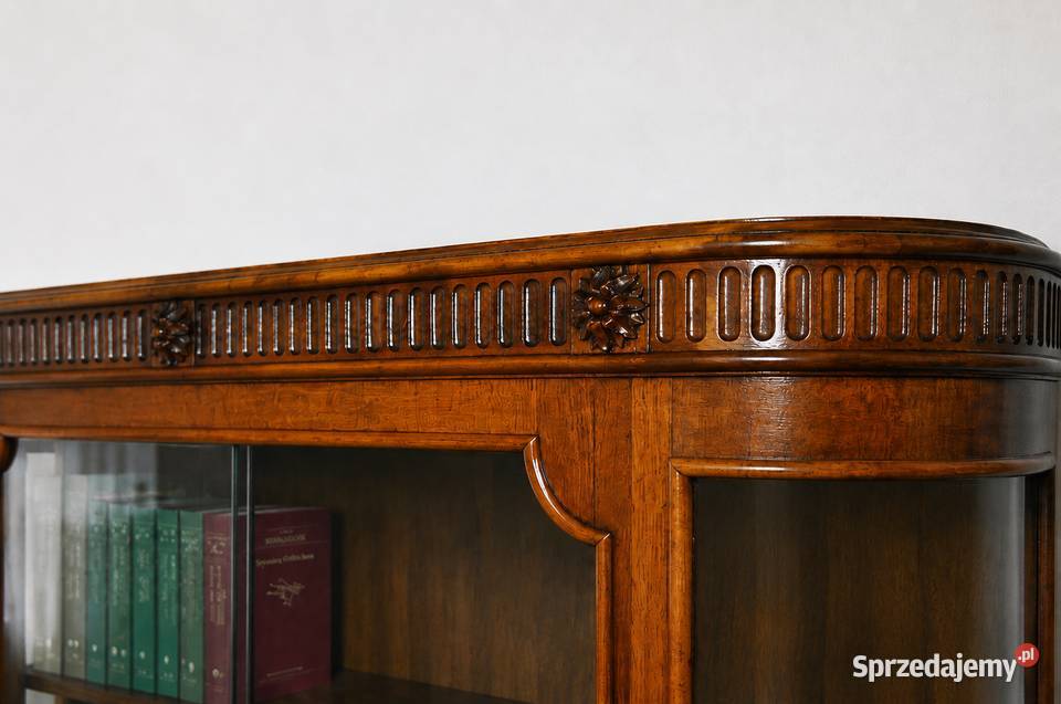 Witryna Biblioteczka Komoda Antyk orzech rzeźby Poznań