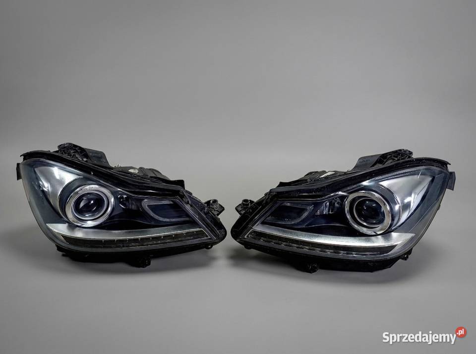 Mercedes W204 Lift BiXenon Komplet Lamp Przód EU Wieluń