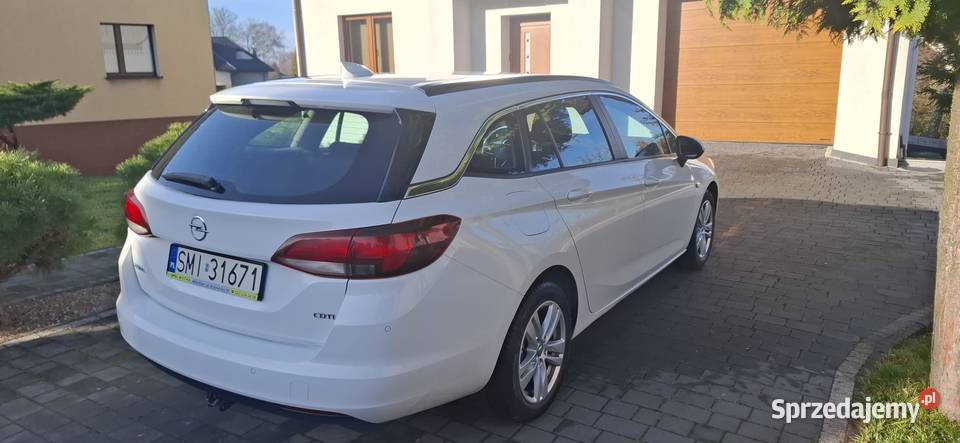 Opel Astra NJoy kombi 2017 prywatny czujnik parkowania Mikołów sprzedam