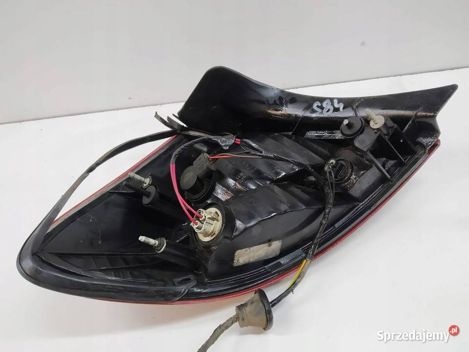 LAMPA TYŁ PRAWA Ford Taurus IV 20002007 Lampy tylne