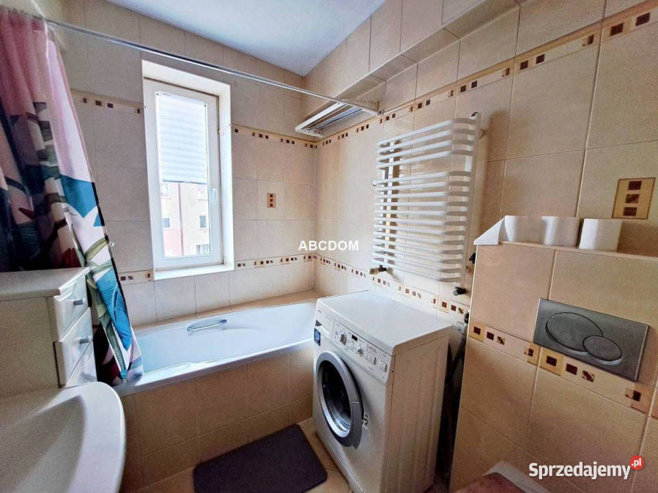 Żabiniec 2 pokoje 2 balkony garaż komórka Liczba pokoi 2