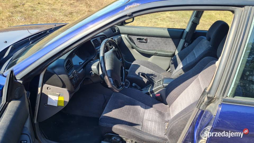 Subaru Outback 25 manual LPG Prins tanio Outback Czarny Las