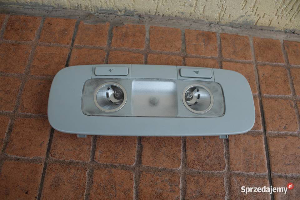 LAMPKA PODSUFITKI VW GOLF V 3C0947291C Oświetlenie kabiny