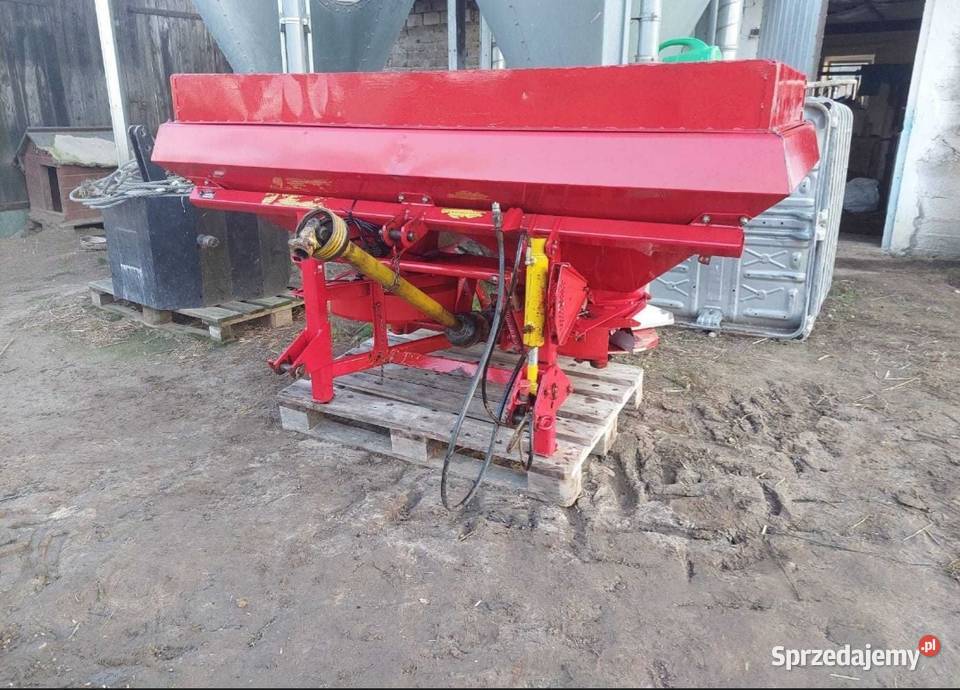 Sprzedam rozsiewacz Lely Centerliner CB 1000l sprzedam