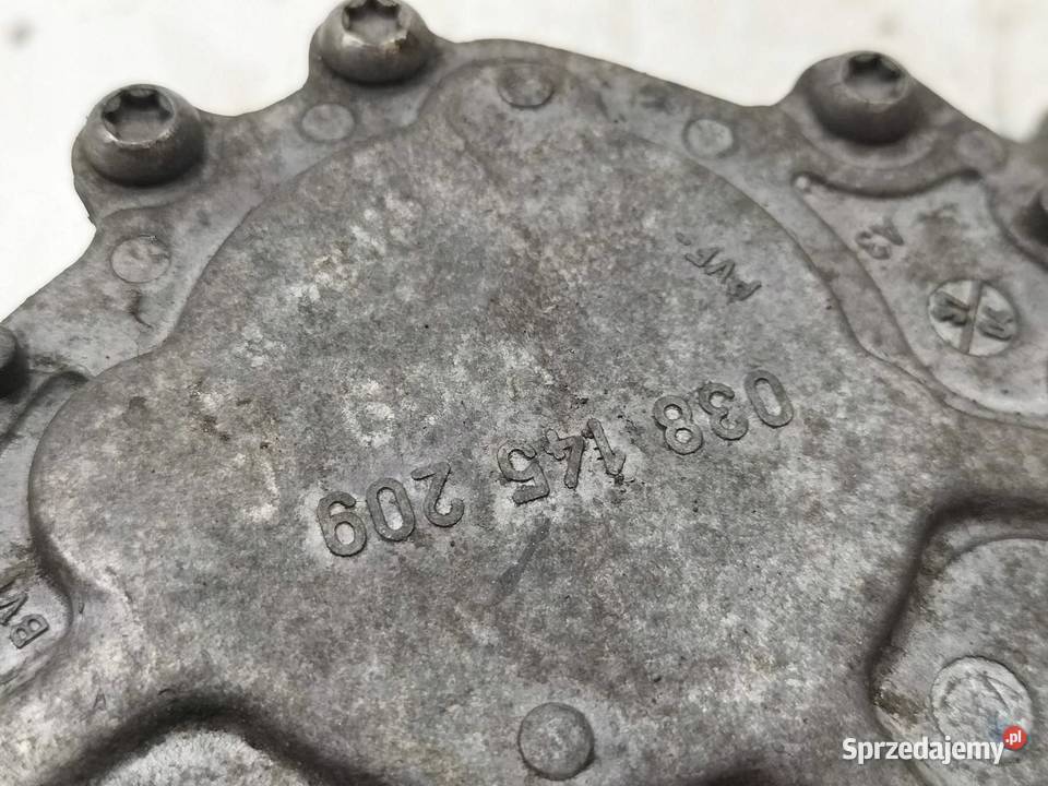 POMPA VACUM 038145209 BOSCH 14 19 TDI VW Rok produkcji 2004