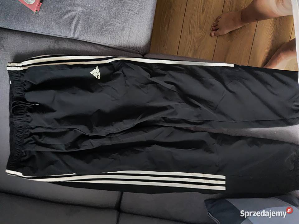 Spodnie dresowe Adidas sprzedam