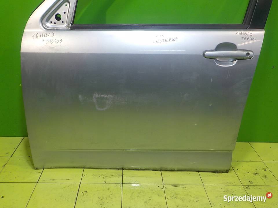 DAIHATSU TERIOS II 09r 5D drzwi lewe przod Suków