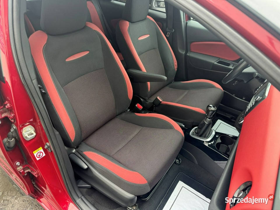 Toyota Yaris 15 SelectionSalon Polska komputer pokładowy Konin
