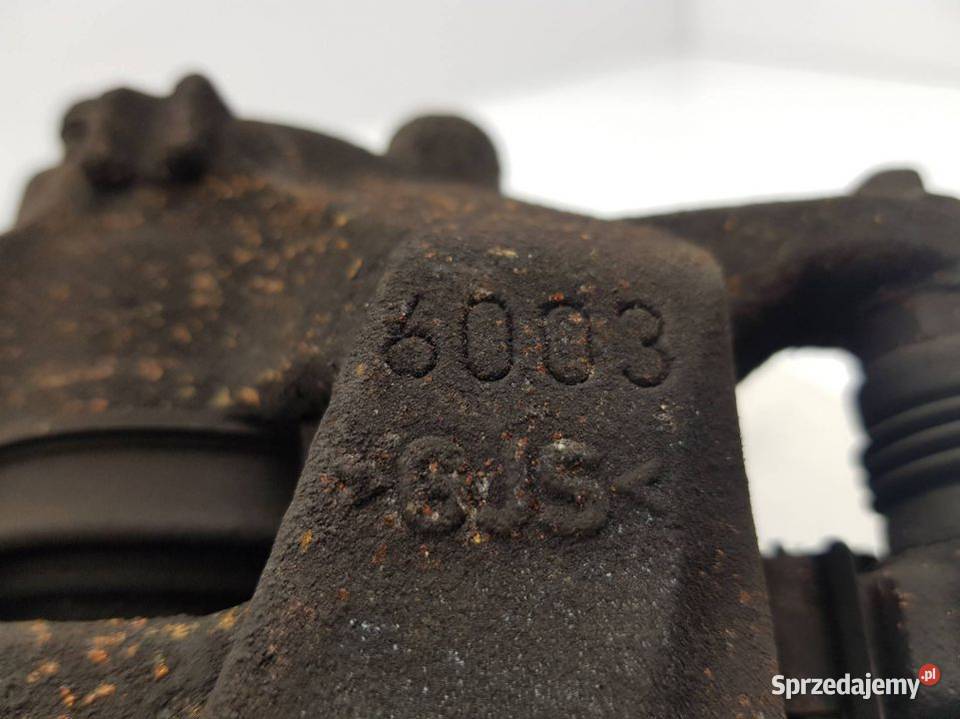 ZACISK HAMULCOWY PRZÓD PRAWY 17CDTI ASTRA J Lipno