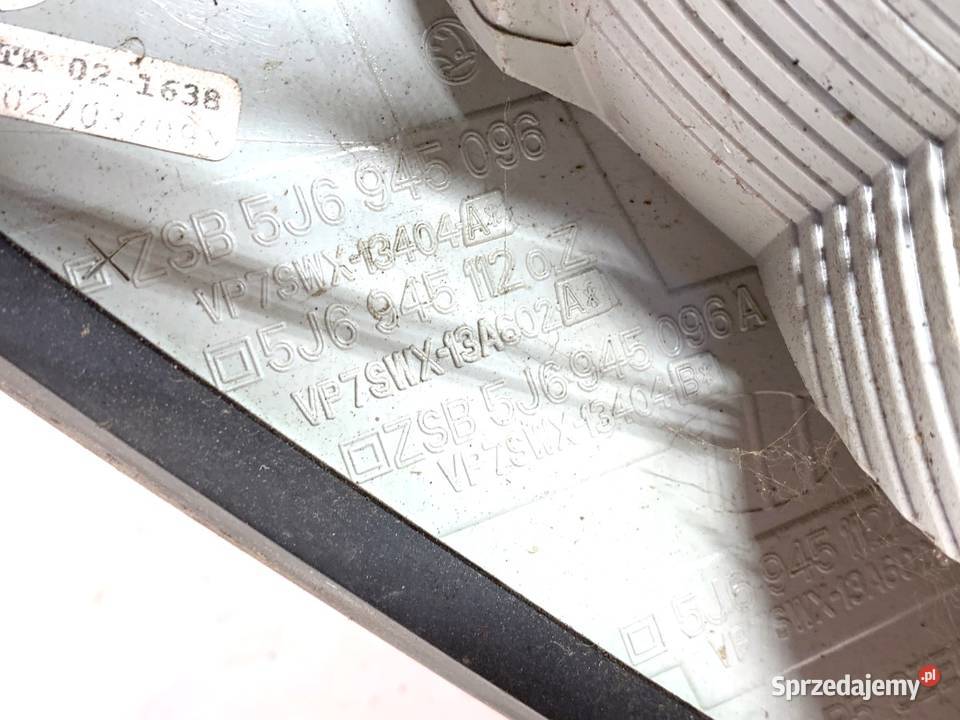 LAMPA PRAWY TYŁ SKODA FABIA II 5J6945112 sprzedam