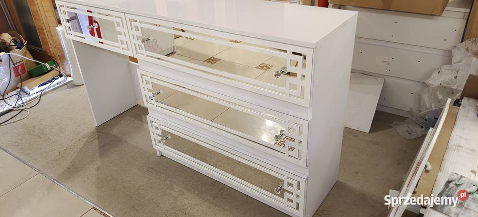 Duża toaletkakomoda biurko z lustrem Nowy Sącz sprzedam