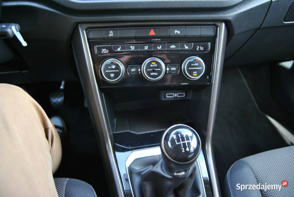 Volkswagen TRoc APP CONNECT LEDY Grzane fotele Volkswagen Modliborzyce sprzedam