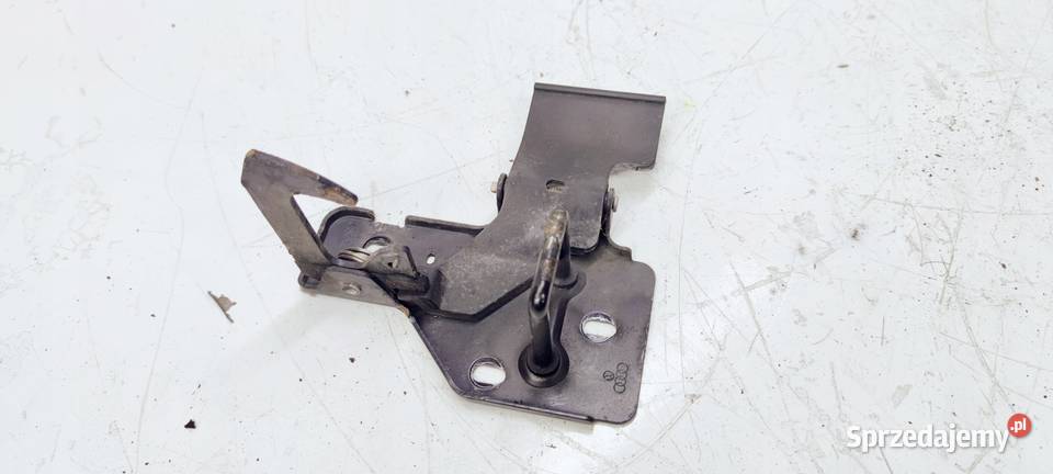 ZAMEK MASKI RYGIEL AUDI Q7 4L0 4L0823480 osobowe